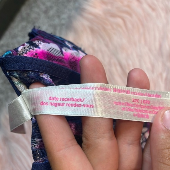 PINK Victoria’s Secret Date Racerback Tropical Bra Size 32C - Picture 4 of 4